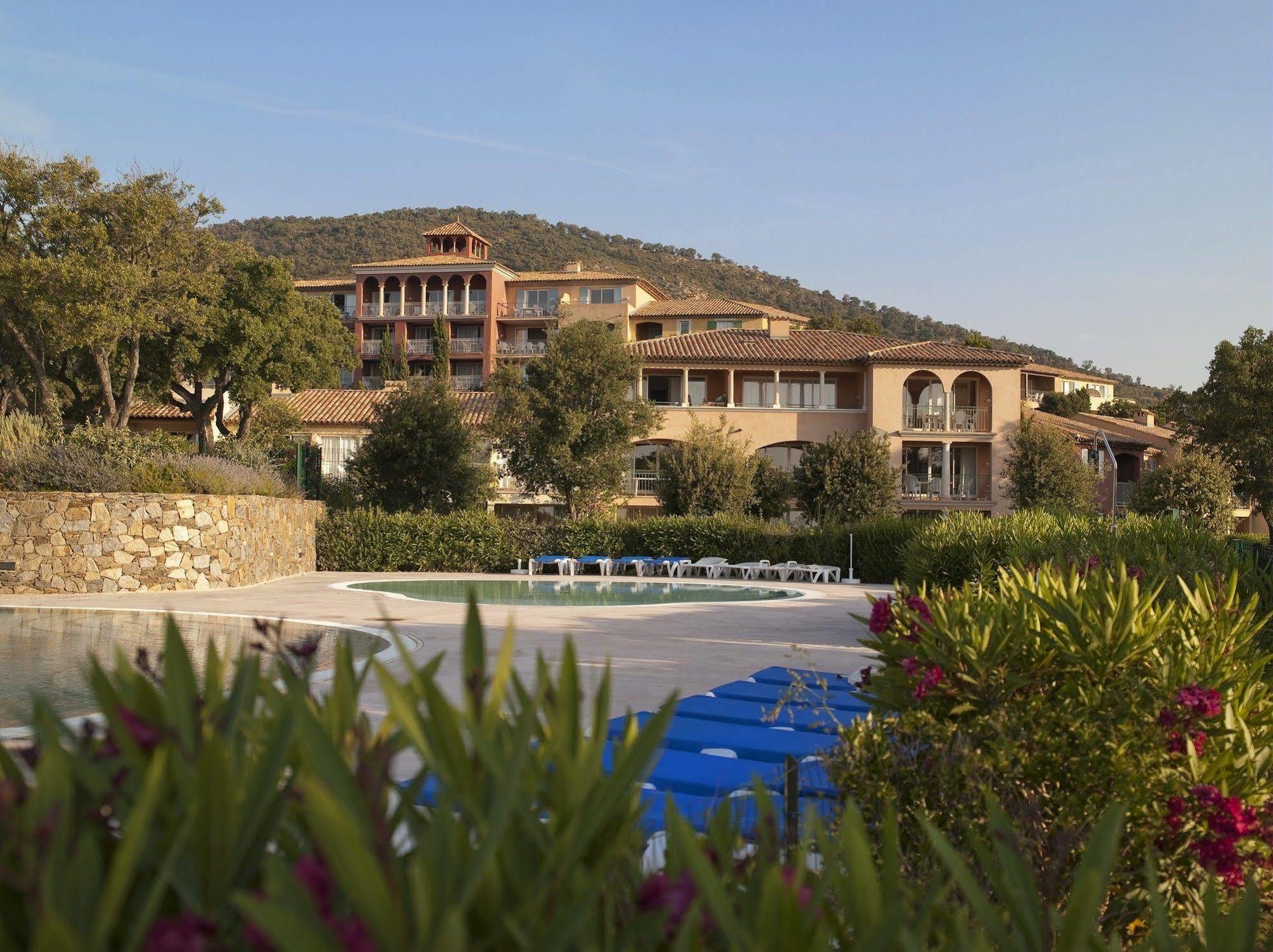 P&V Residence Le Hameau Des Issambrr Sainte-Maxime Exteriér fotografie
