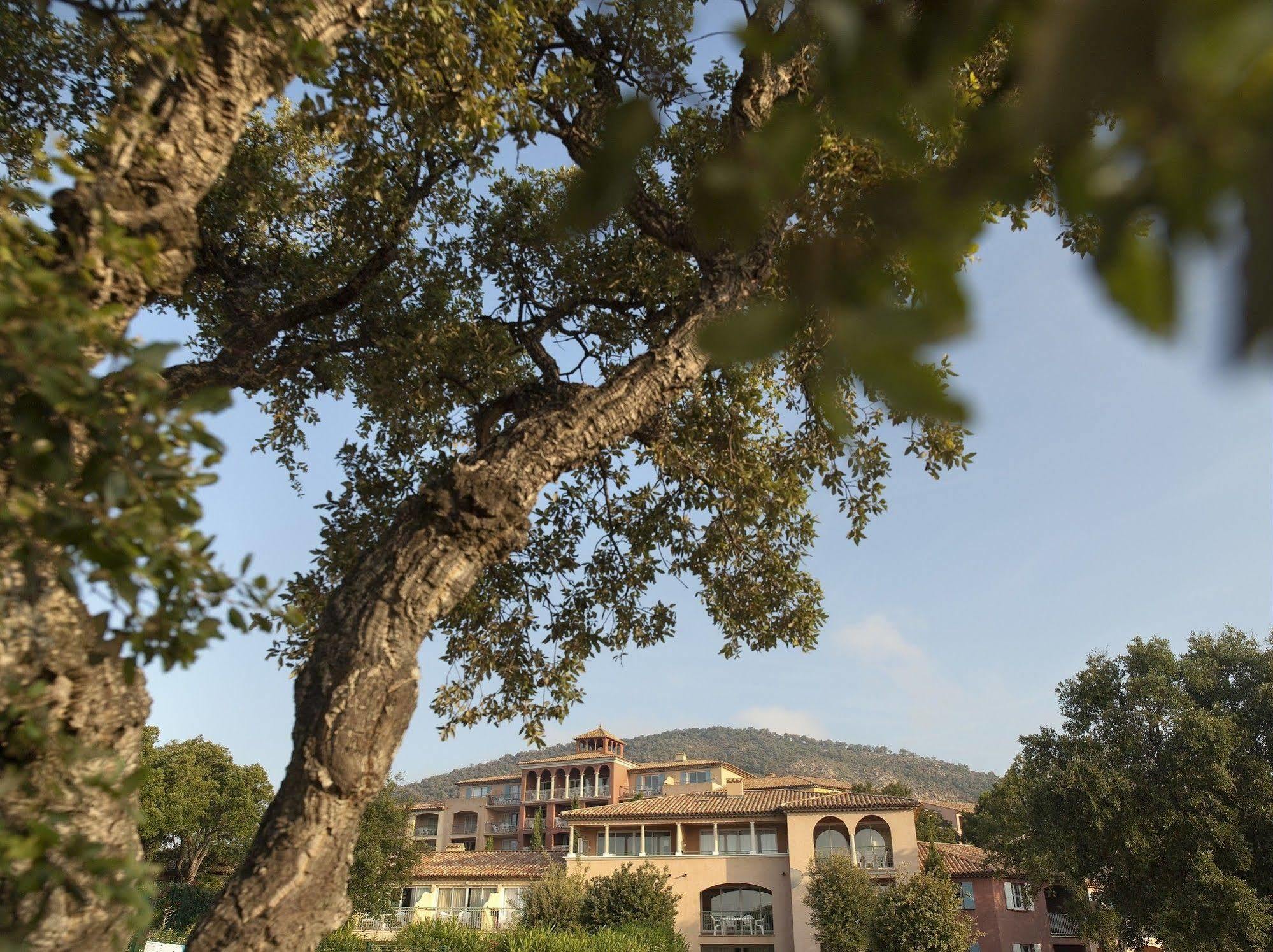 P&V Residence Le Hameau Des Issambrr Sainte-Maxime Exteriér fotografie