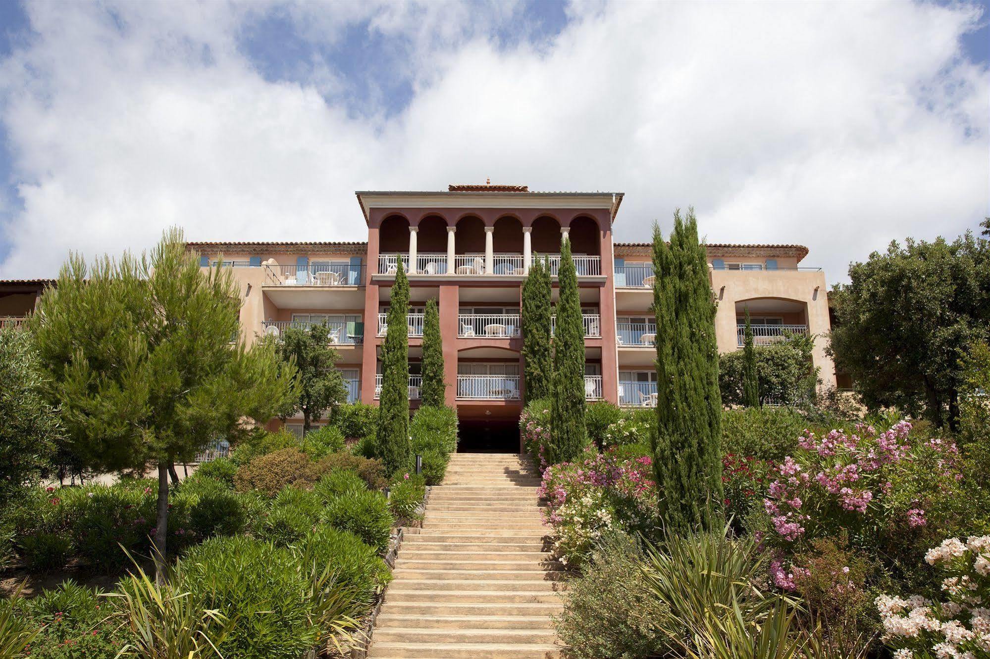 P&V Residence Le Hameau Des Issambrr Sainte-Maxime Exteriér fotografie